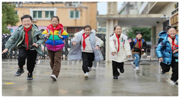 “三招”破“三难” 持续擦亮 温州龙港优化营商环境“金名片” blob.png