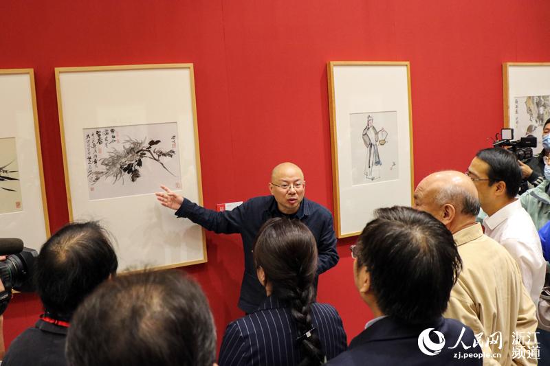 “百年党庆·中国印记”开化纸艺术作品展在浙江展览馆开展