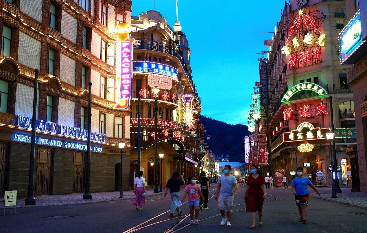 浙江金华首届十佳新锐导演颁奖礼东阳横店举行