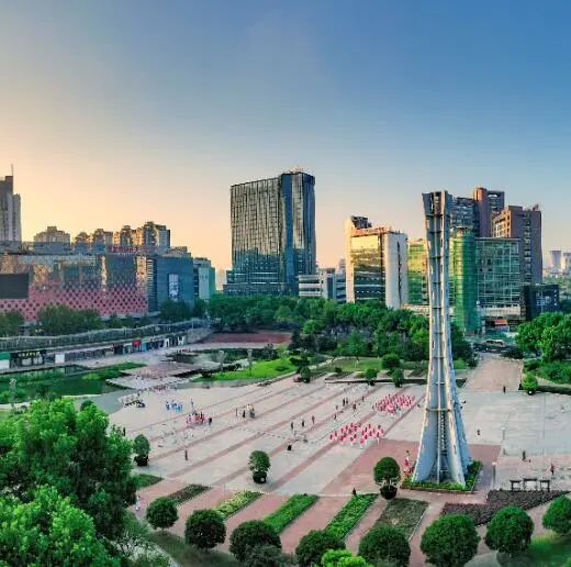 一以贯之深入实施“八八战略”，省委书记易炼红介绍“浙”20年精彩蝶变