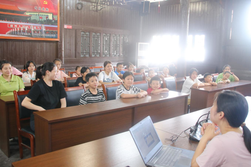 浙江泰顺龟湖：开展“共享悦读会”主题活动