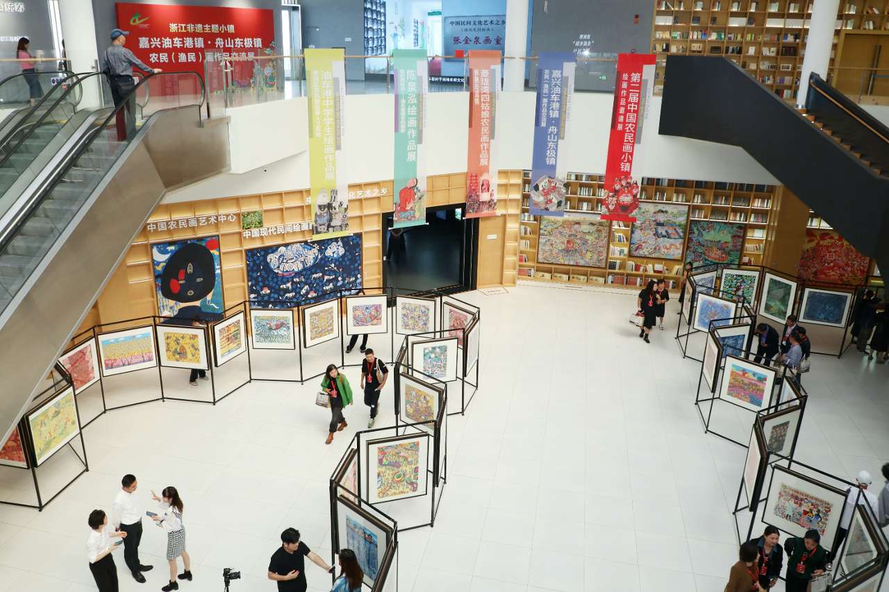 浙江嘉兴秀洲农民画扎根时代沃土定格乡村幸福