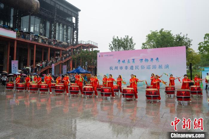 浙江杭州：立夏民俗活动吸引游人