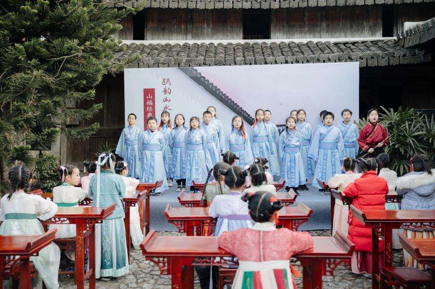 浙江温州鹿城山福白茶：让茶山变成致富“金山”