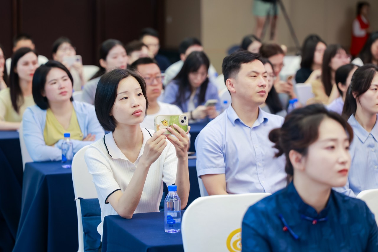 循迹红船畔，青语润之江——全省机关青年理论宣讲决赛纪实