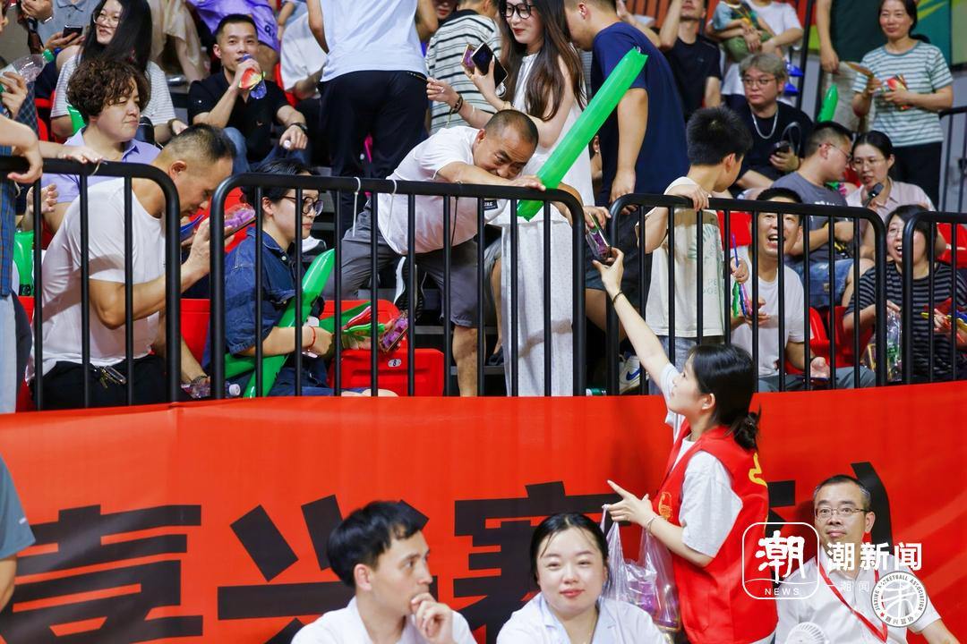 秀观察 | 票根成“消费钥匙” 浙BA秀洲主场点燃城市烟火气