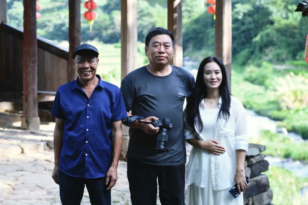 跨越25年情深：《中国国家地理》封面与泰顺廊桥边少女的故事