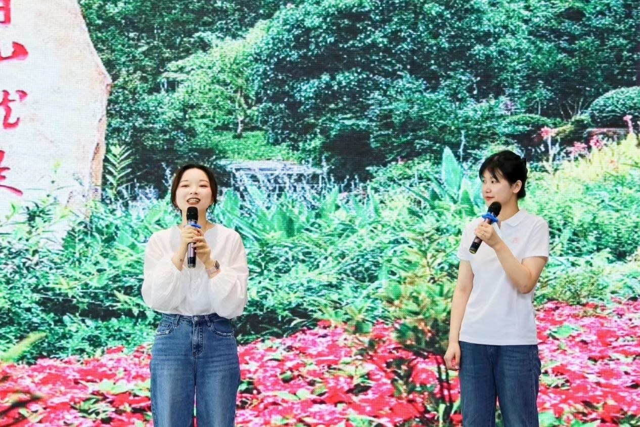 杭州：机器狗“说”双碳、动漫里“品”文化！滨江青年活力开讲！
