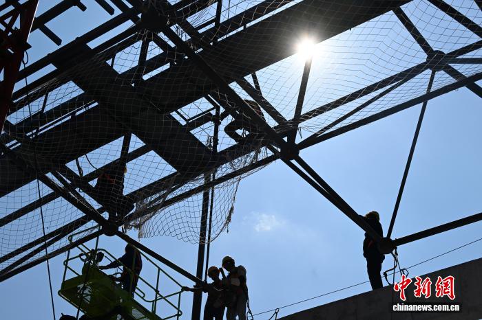 浙江丽水：畲乡高铁设施建设忙