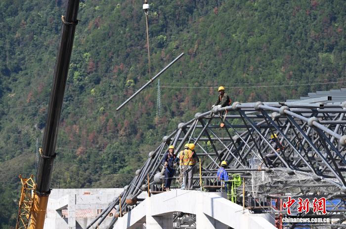 浙江丽水：畲乡高铁设施建设忙