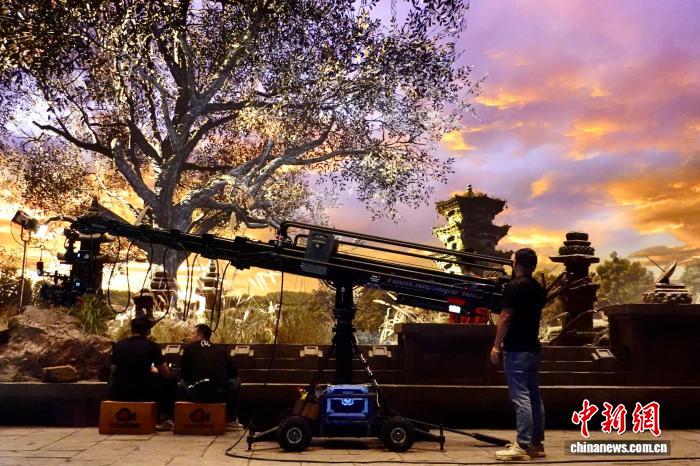 探访浙江横店虚拟摄影棚:虚实场景无缝衔接