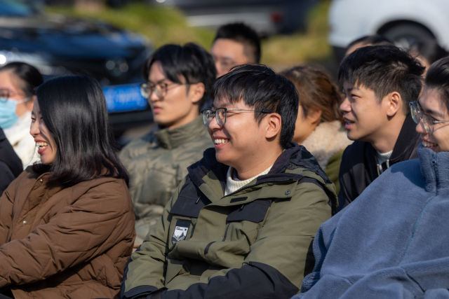 流动车当舞台,开放麦讲理论!越城这群青年宣讲员让理论“声”入人心
