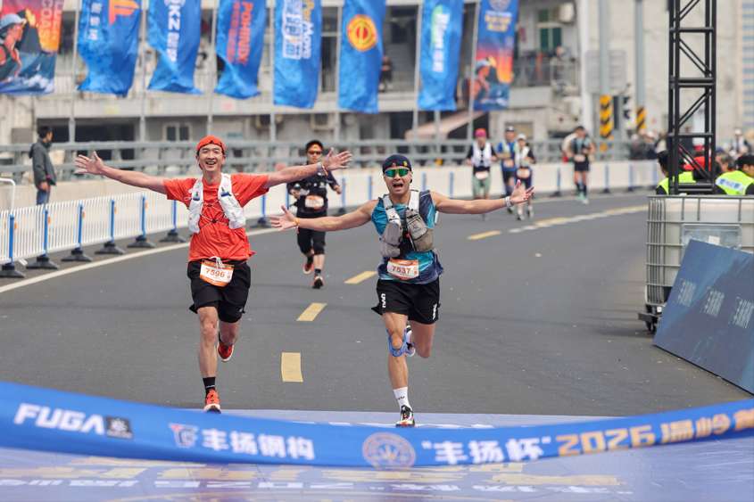 “一步一景、景随路变”，浙江温岭黄金海岸跑山赛激情开跑