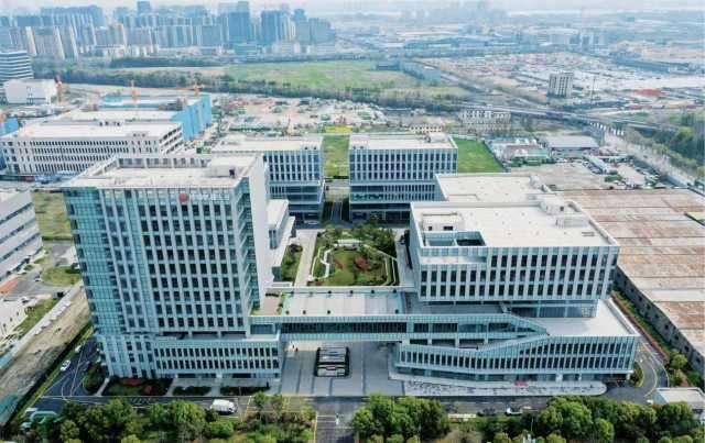 浙江杭州钱塘（新）区机器人谷开园