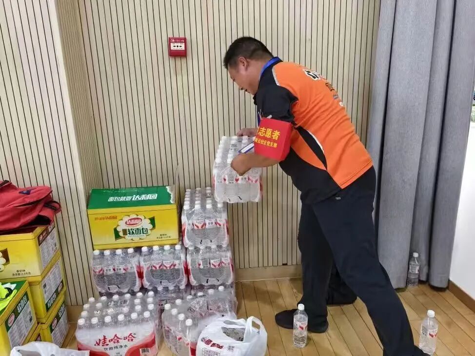 钱塘这位骑手,有个“隐藏身份”!