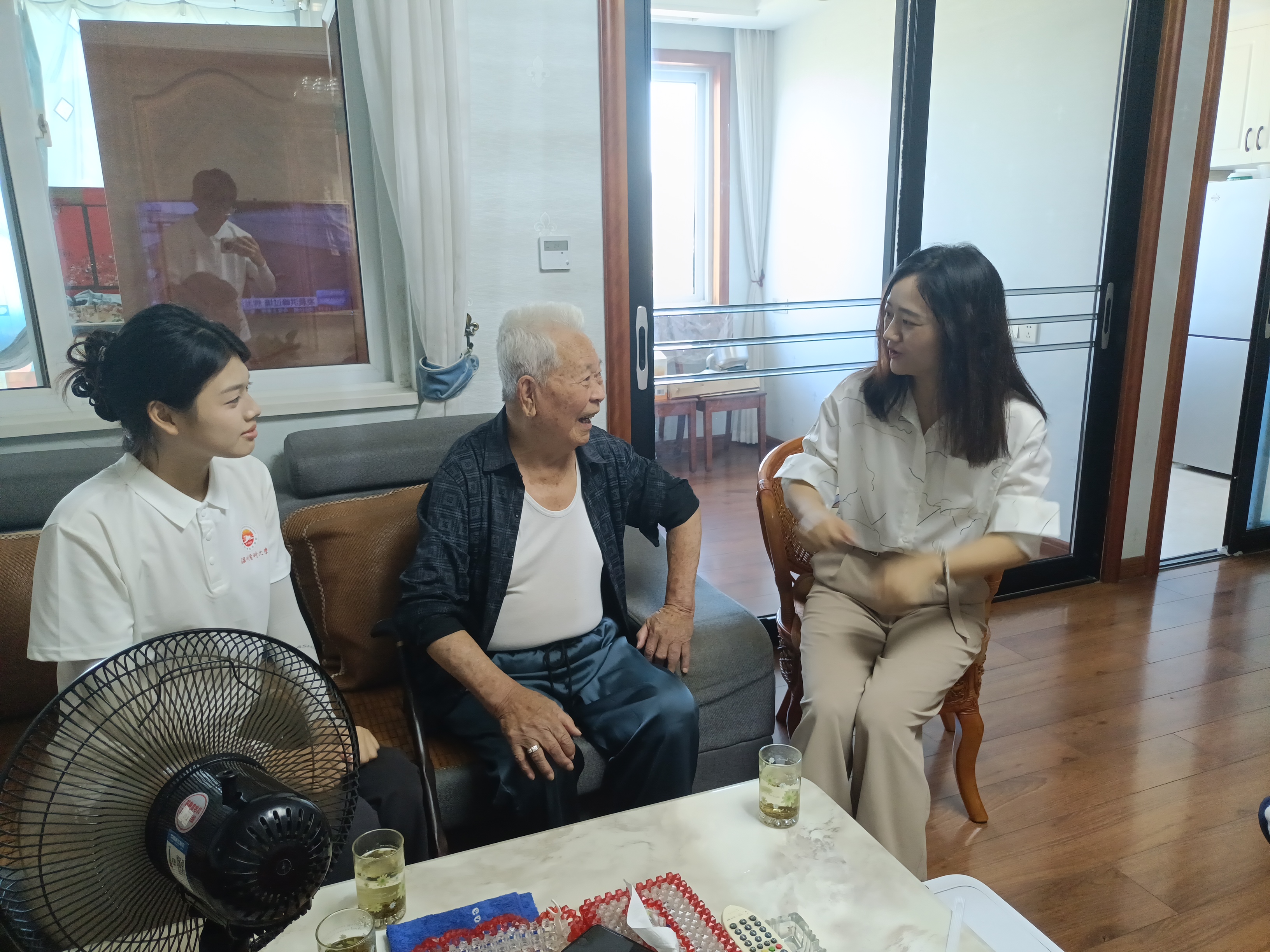 追寻燎原星火 传承红色薪火——温医大“浙南薪火青年宣讲”实践团赴燎原社开展红色文化传播调研
