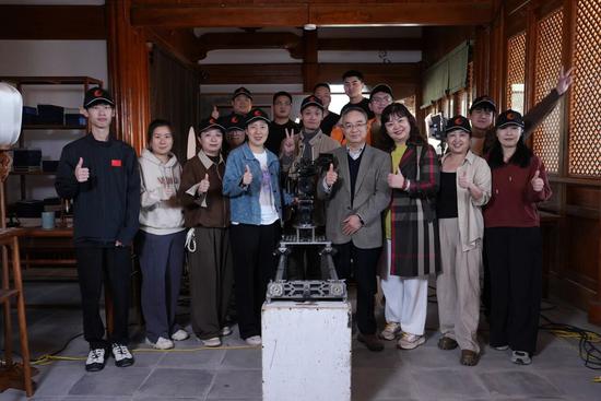 《陆游的乡村世界》获中国电视金鹰奖提名 《陆游的乡村世界》获中国电视金鹰奖提名