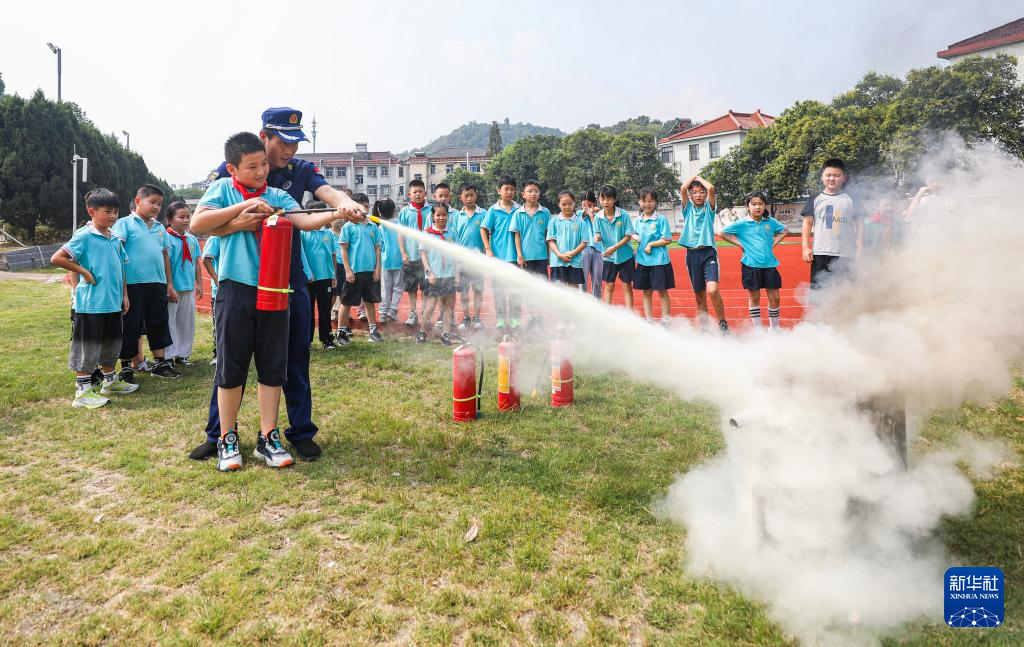 开学第一课 安全记心间