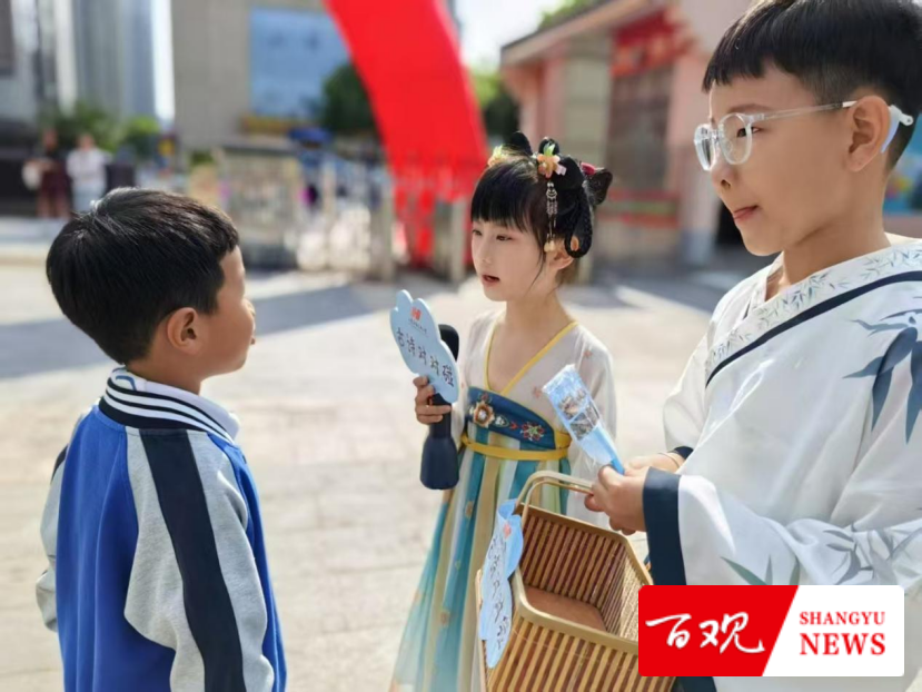 当母亲节遇上伙伴节：大班萌娃探秘小学成长密码……