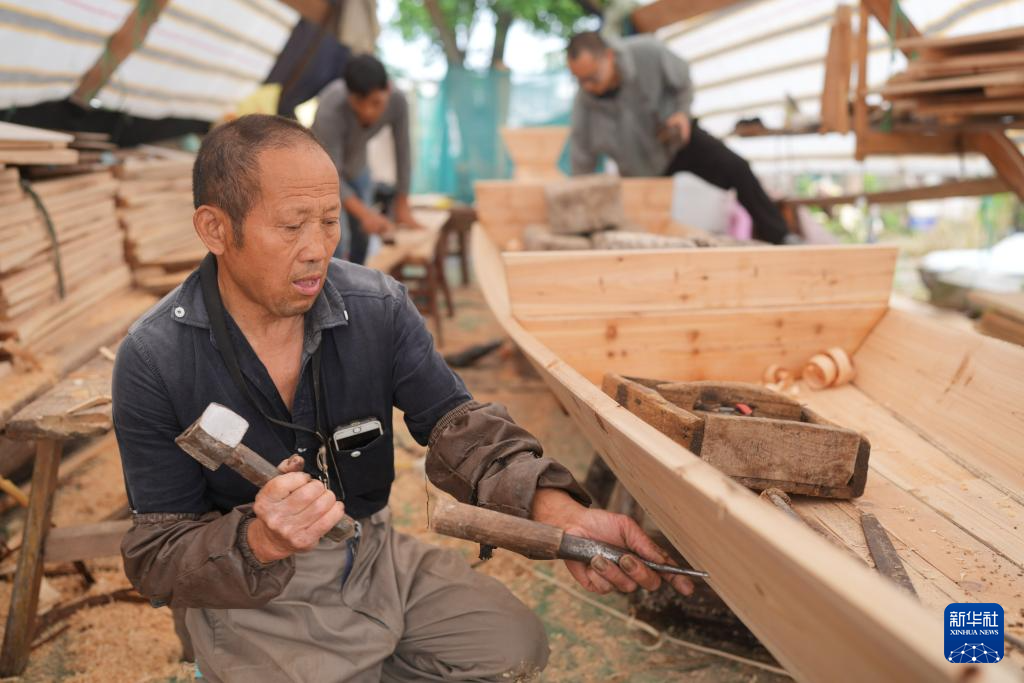 乌篷船匠师钱寿堂：留住水乡魅影