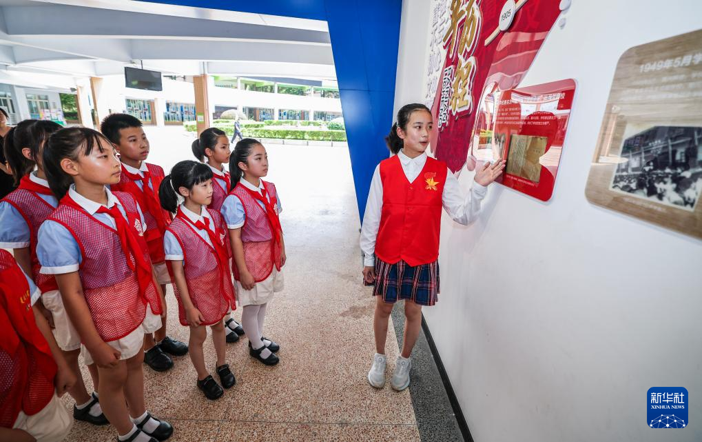 浙江嘉兴：校园开启红色教育“开学第一课”