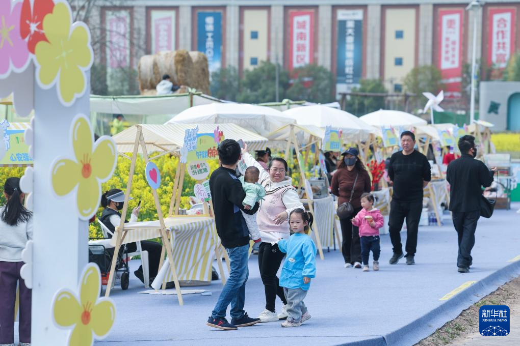 浙江建德:“以花为媒”释放“春日经济”消费新活力