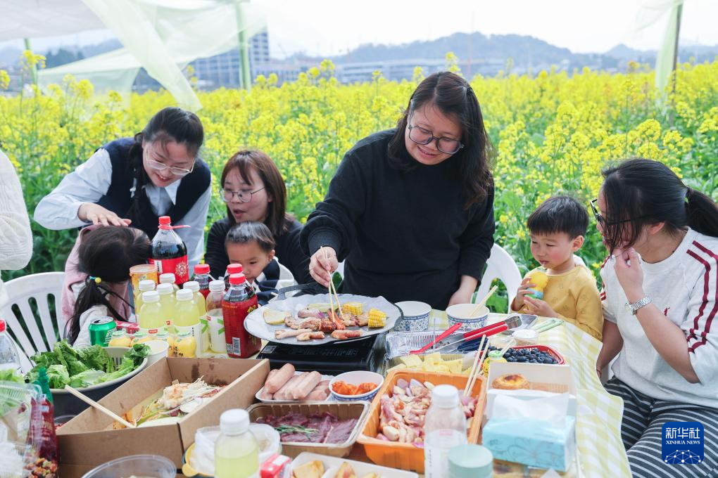 浙江建德:“以花为媒”释放“春日经济”消费新活力