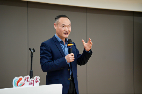 把鲜活理论送入寻常百姓家！浙江宁波“理润家”宣讲团成立